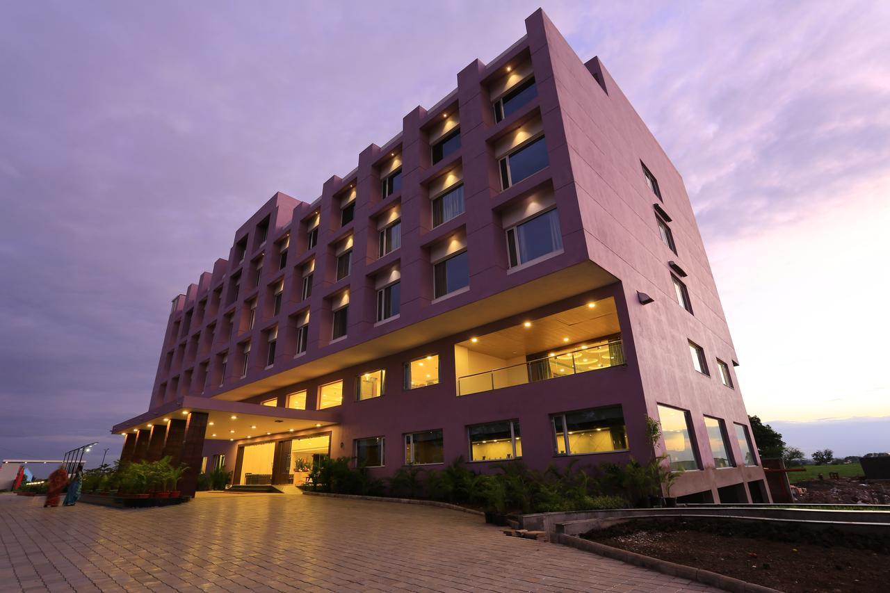 Nandan Kanan Hotel & Resort Sipra Exterior foto